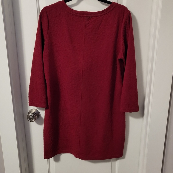 Le Chateau RED sweater dress - Picture 3 of 10